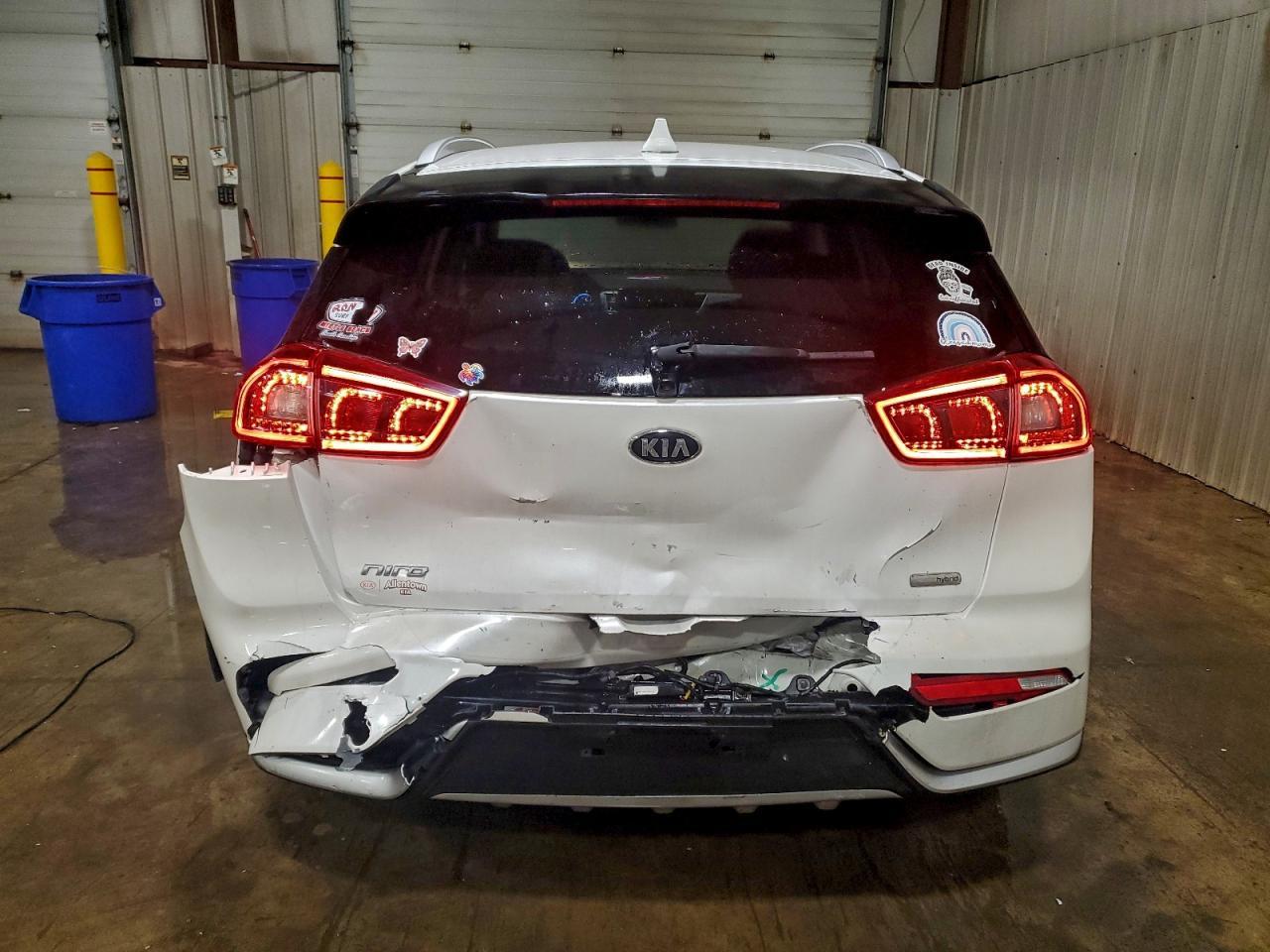 2017 Kia Niro Ex - Фото 6