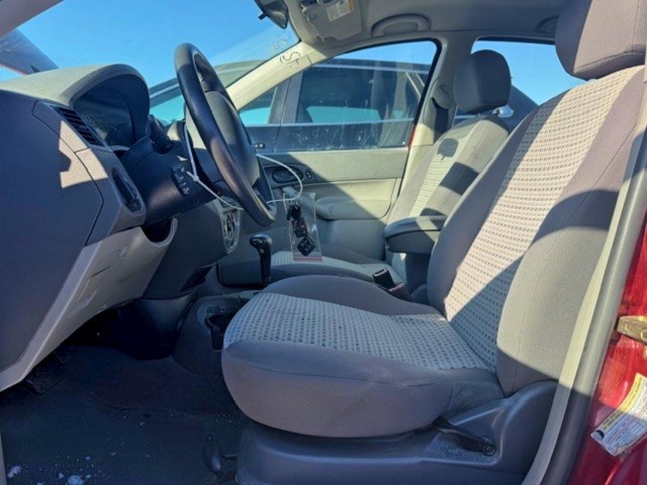 2005 Ford Focus Zx4 - Фото 7