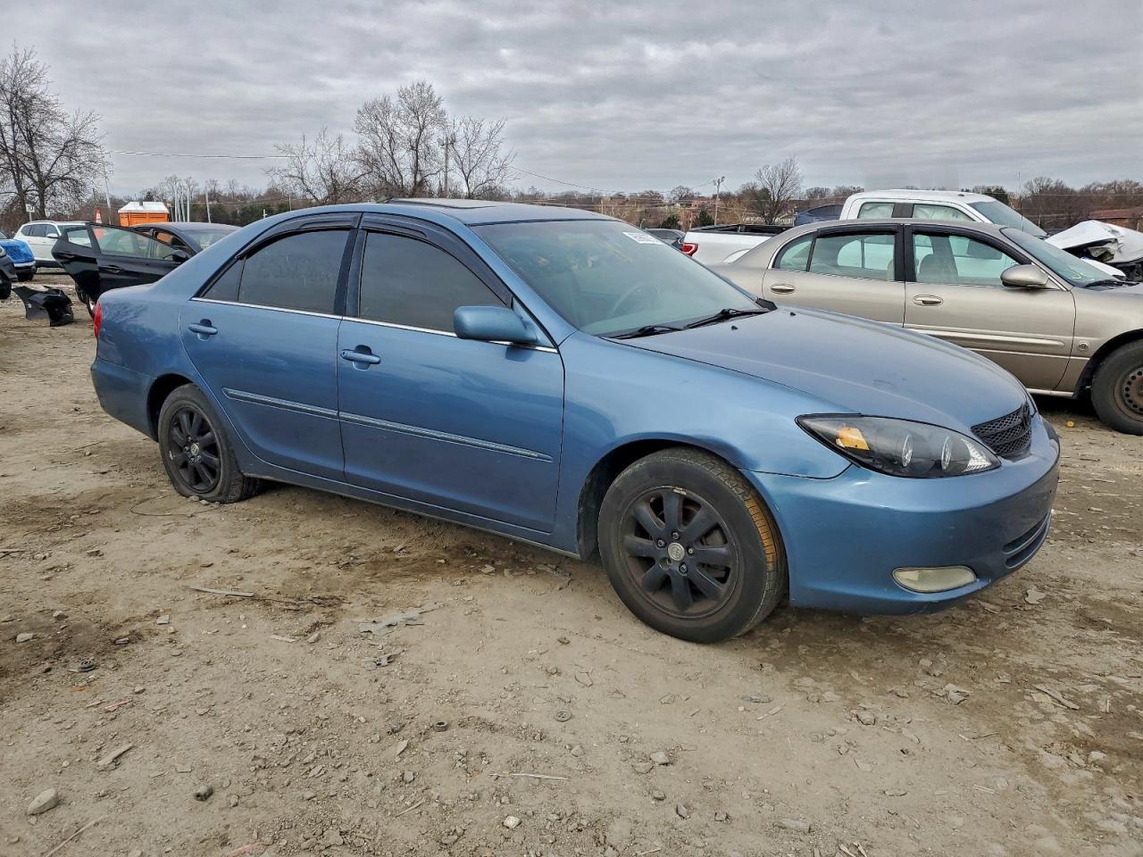 2003 Toyota Camry Le - Фото 4