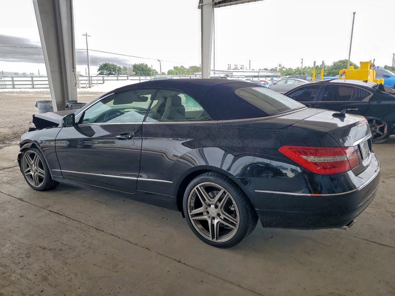 2011 Mercedes-Benz E 350 - Фото 2