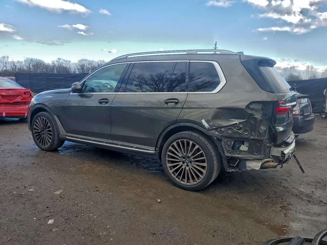 2021 BMW X7 xDrive40I - Image 2