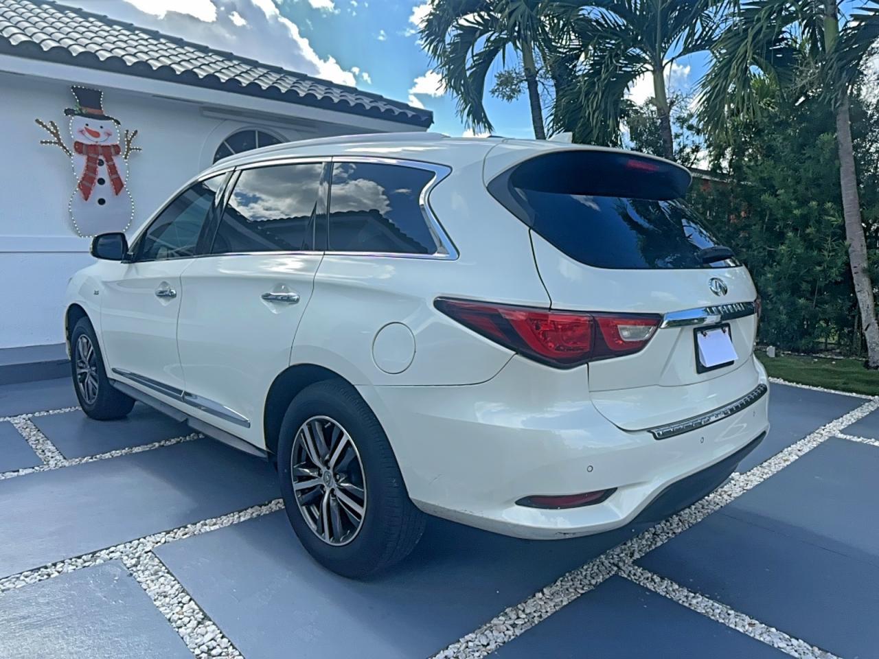 2017 Infiniti Qx60 - Image 3