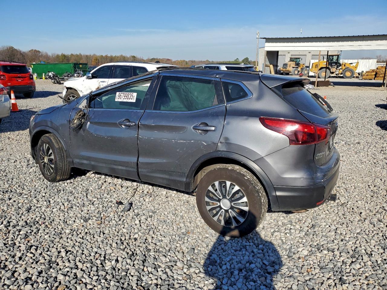 2019 Nissan Rogue Sport S - Фото 2