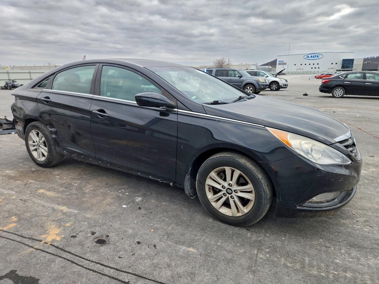 2013 Hyundai Sonata Gls - Image 4