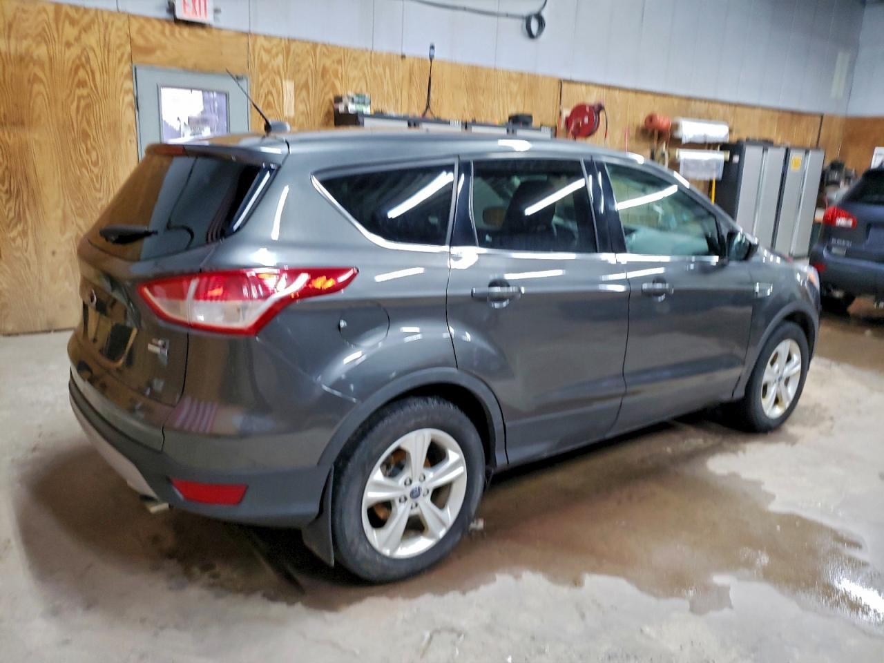 2016 Ford Escape Se - Фото 3