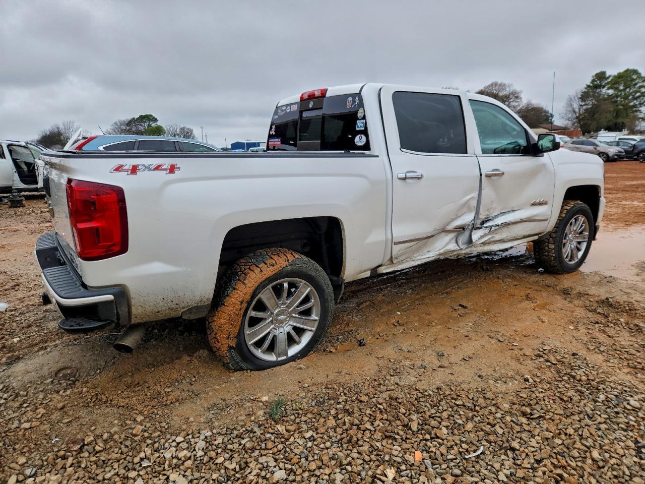 2017 Chevrolet Silverado K1500 High Country - Image 3