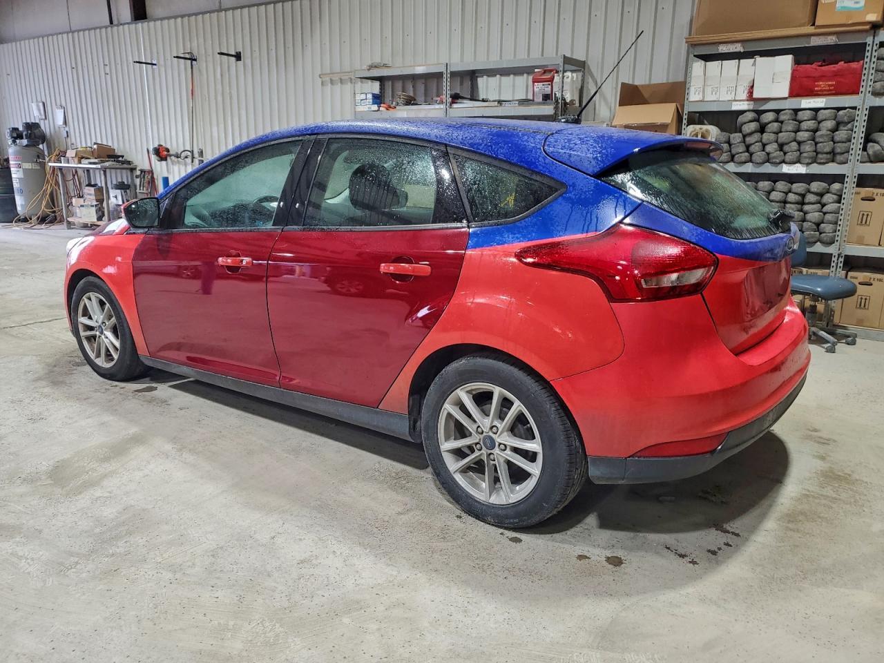 2017 Ford Focus Se - Фото 2