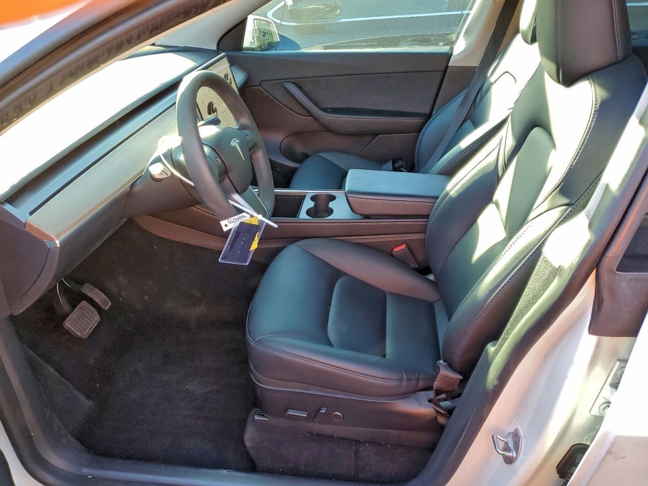 2022 Tesla Model Y - Image 7