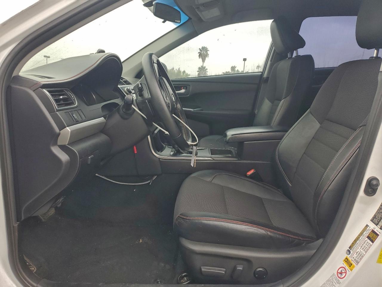 2016 Toyota Camry Le - Фото 7