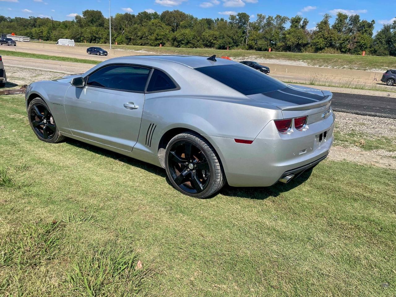 2011 Chevrolet Camaro 2Ss - Фото 3
