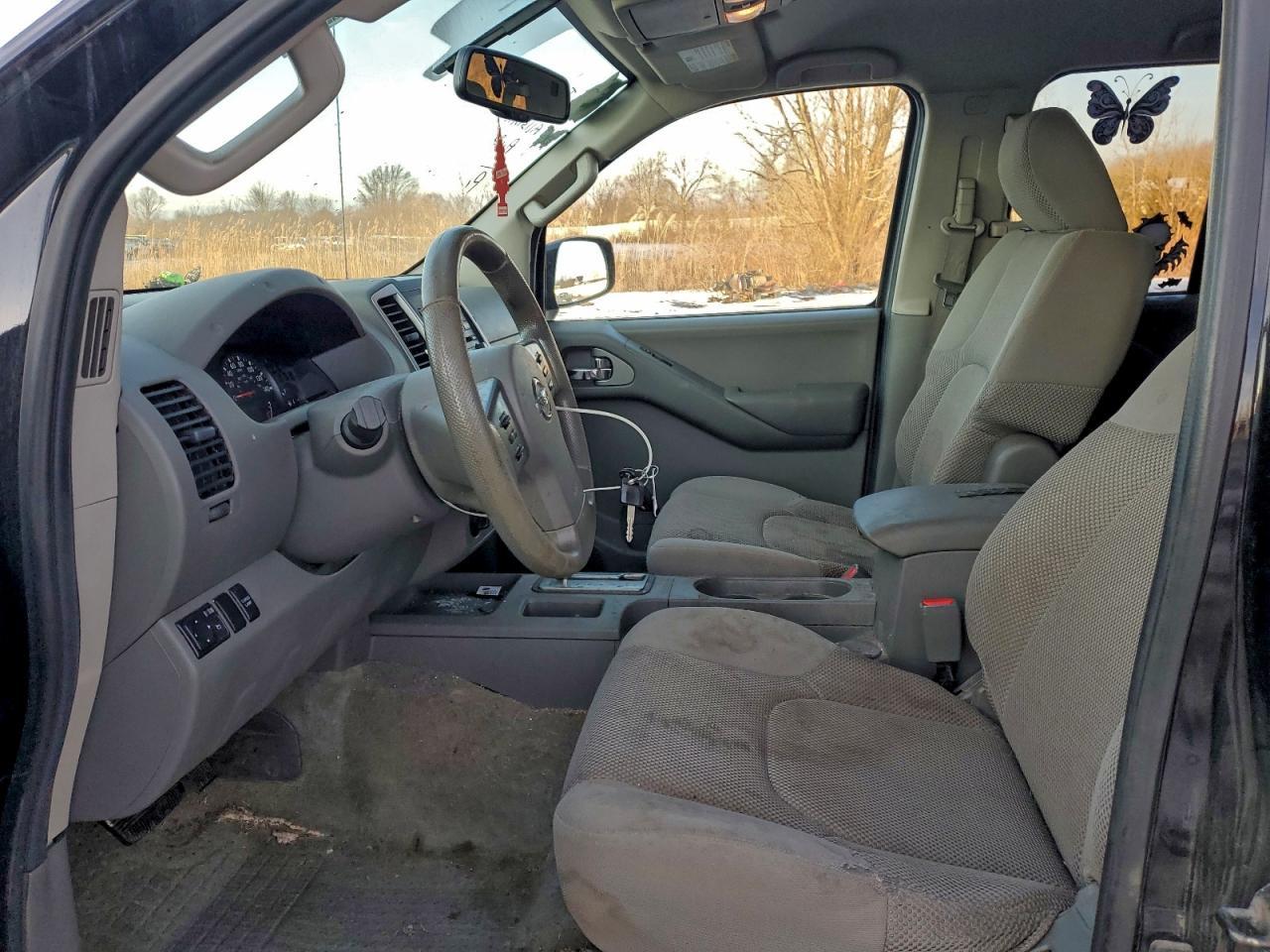 2012 Nissan Frontier S - Фото 7