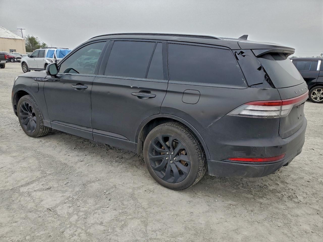 2021 Lincoln Aviator Grand Touring - Image 2