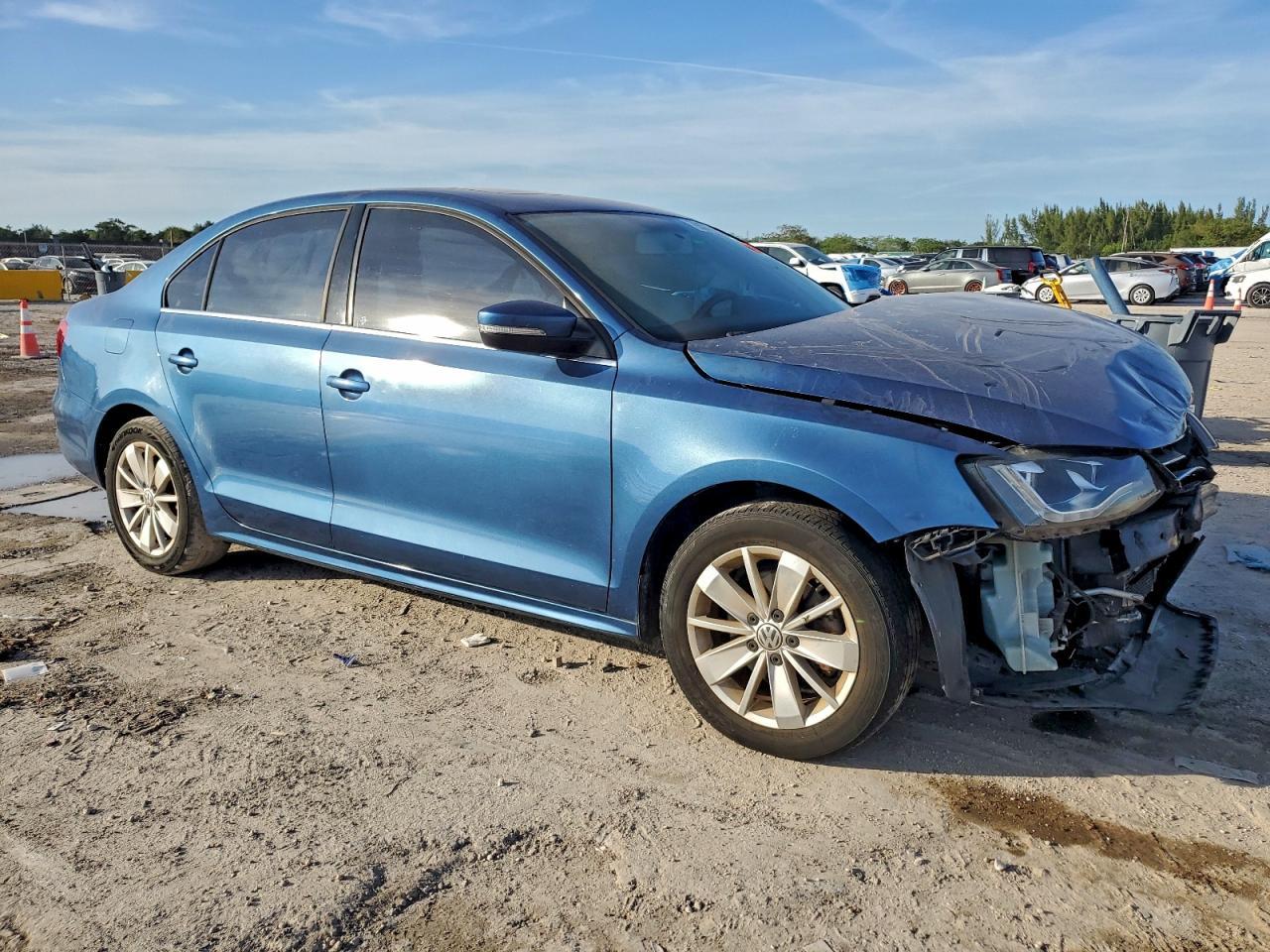 2015 Volkswagen Jetta Se - Image 4