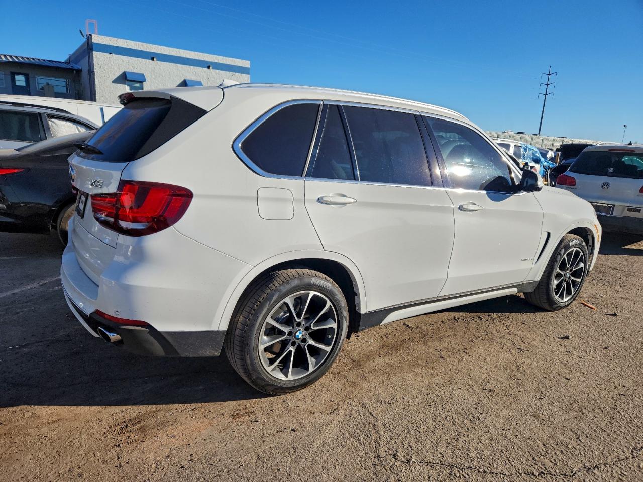 2017 BMW X5 xDrive35I - Фото 3