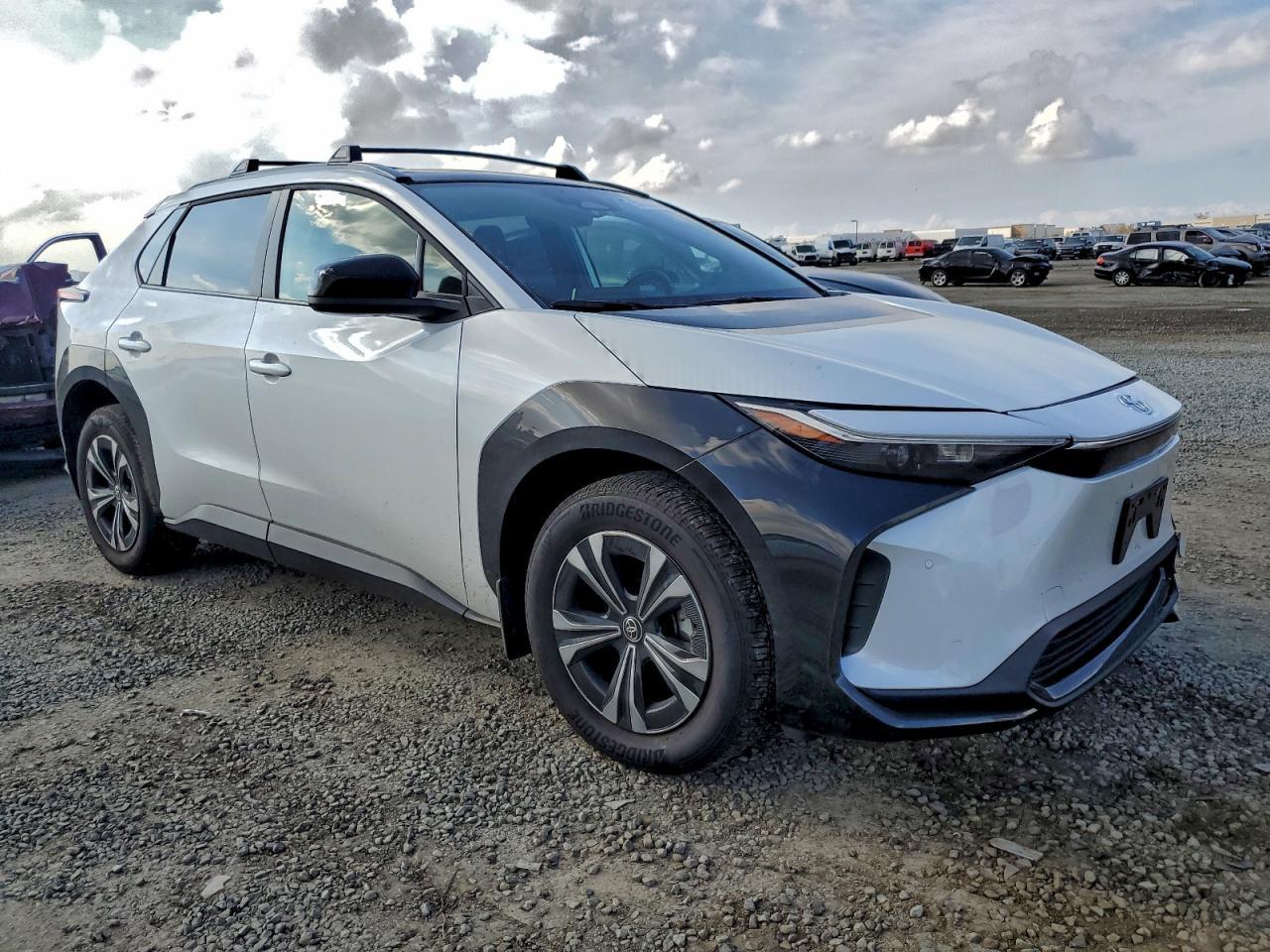 2025 Toyota Bz4X Xle - Фото 4