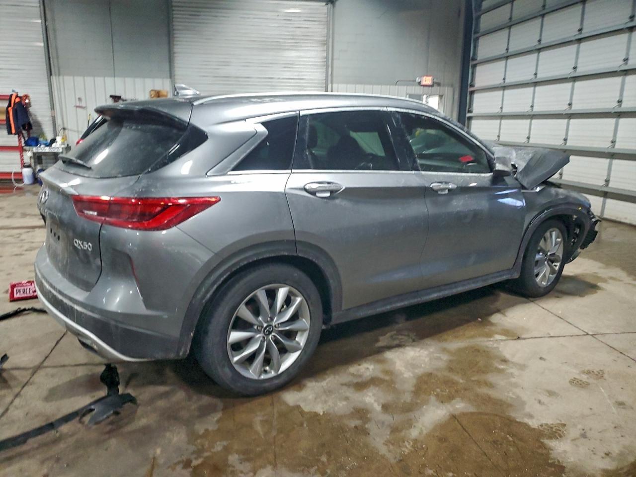 2021 Infiniti Qx50 Luxe - Фото 3