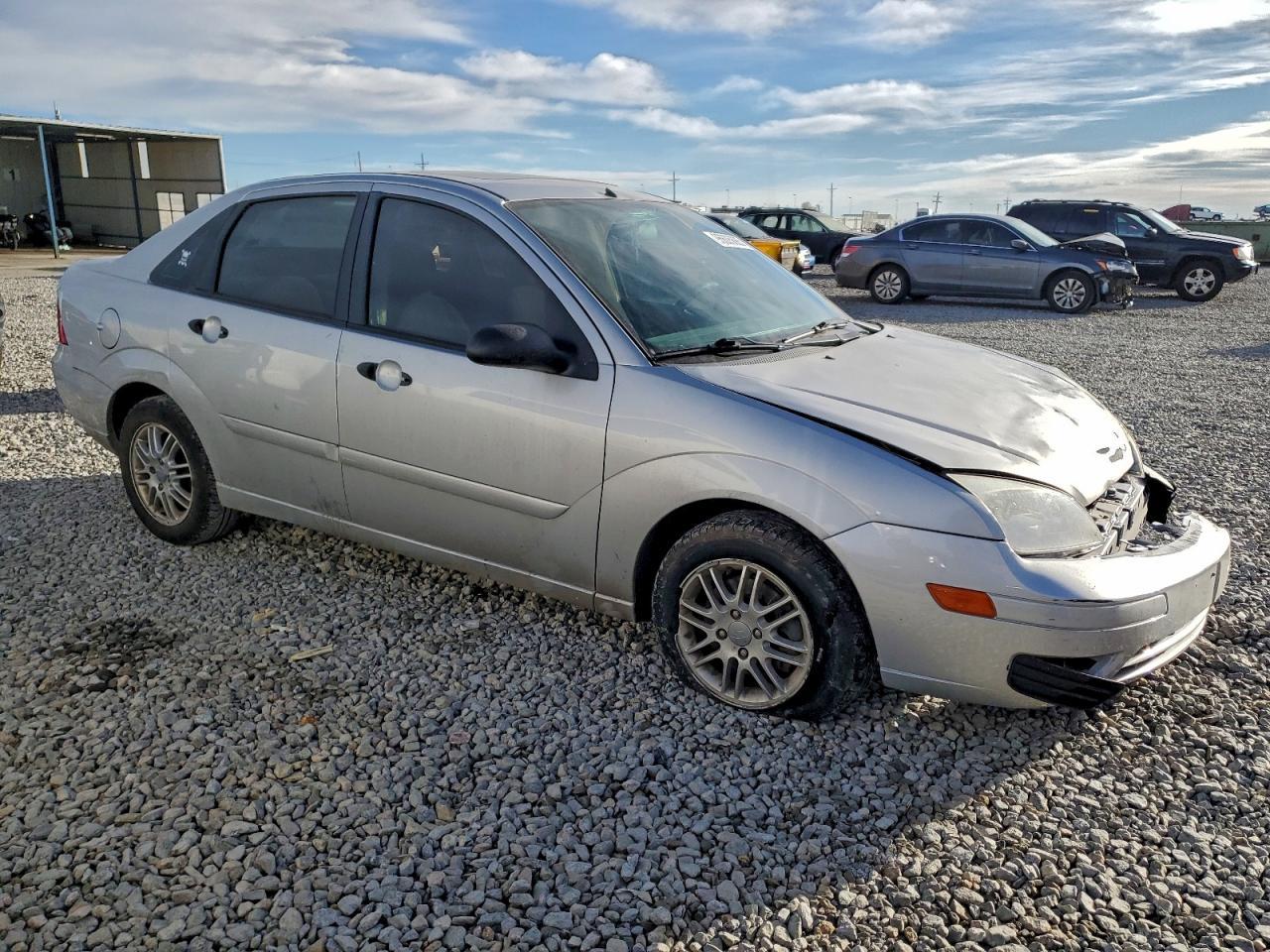 2007 Ford Focus Zx4 - Image 4