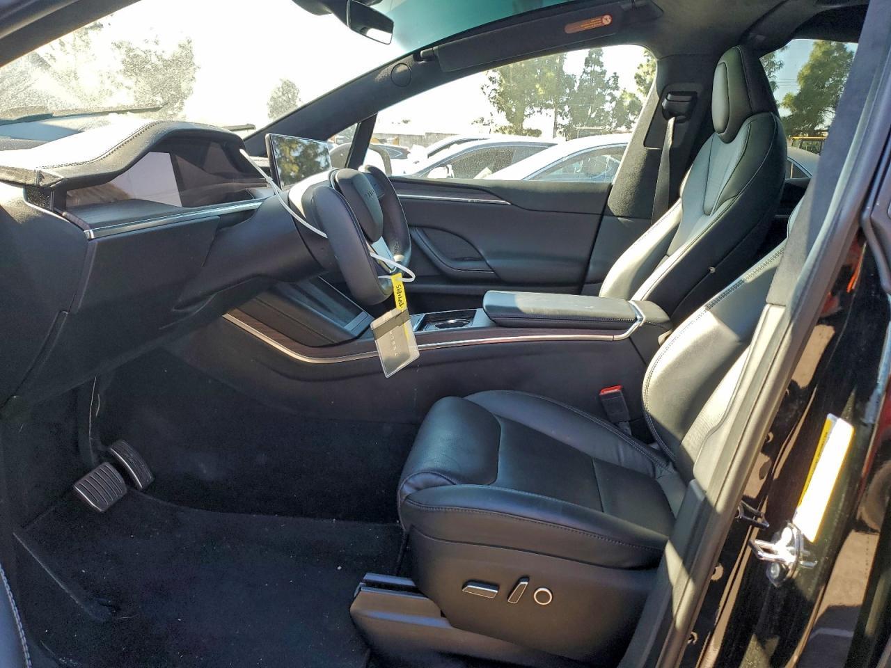 2023 Tesla Model X - Фото 7