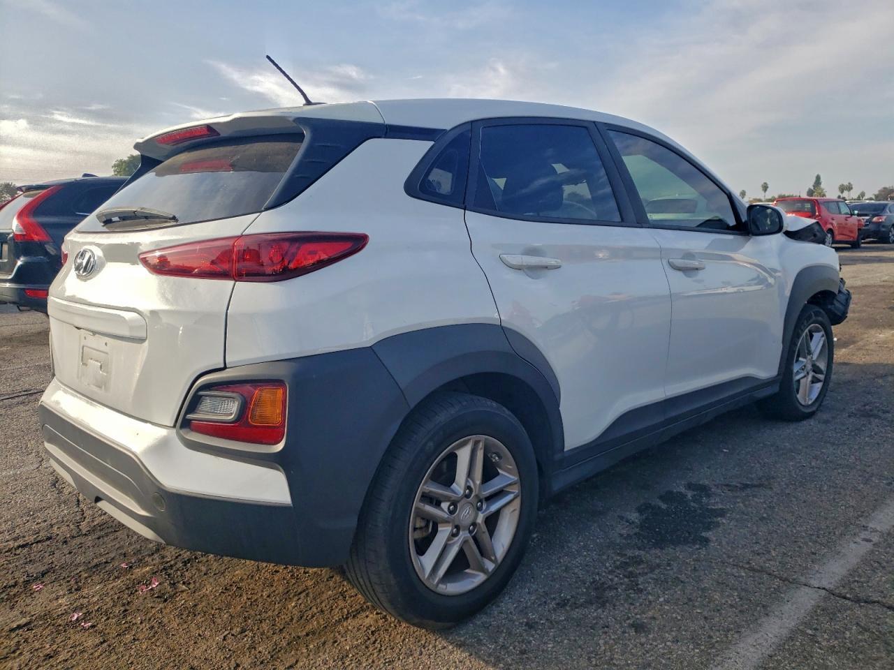 2019 Hyundai Kona 4D 4W - Фото 3