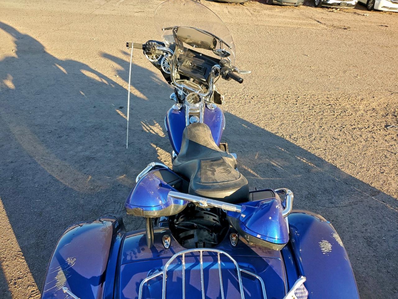 2015 Harley-Davidson Flrt Free Wheeler - Image 6