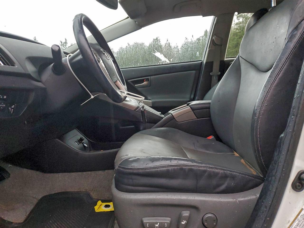 2014 Toyota Prius - Фото 7