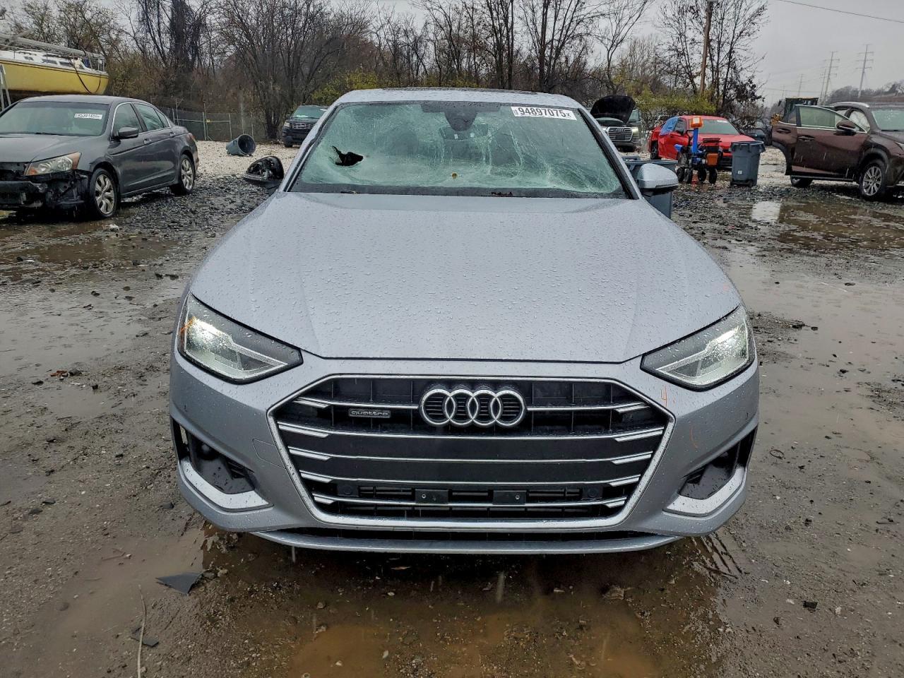 2022 Audi A4 Premium 40 - Фото 5