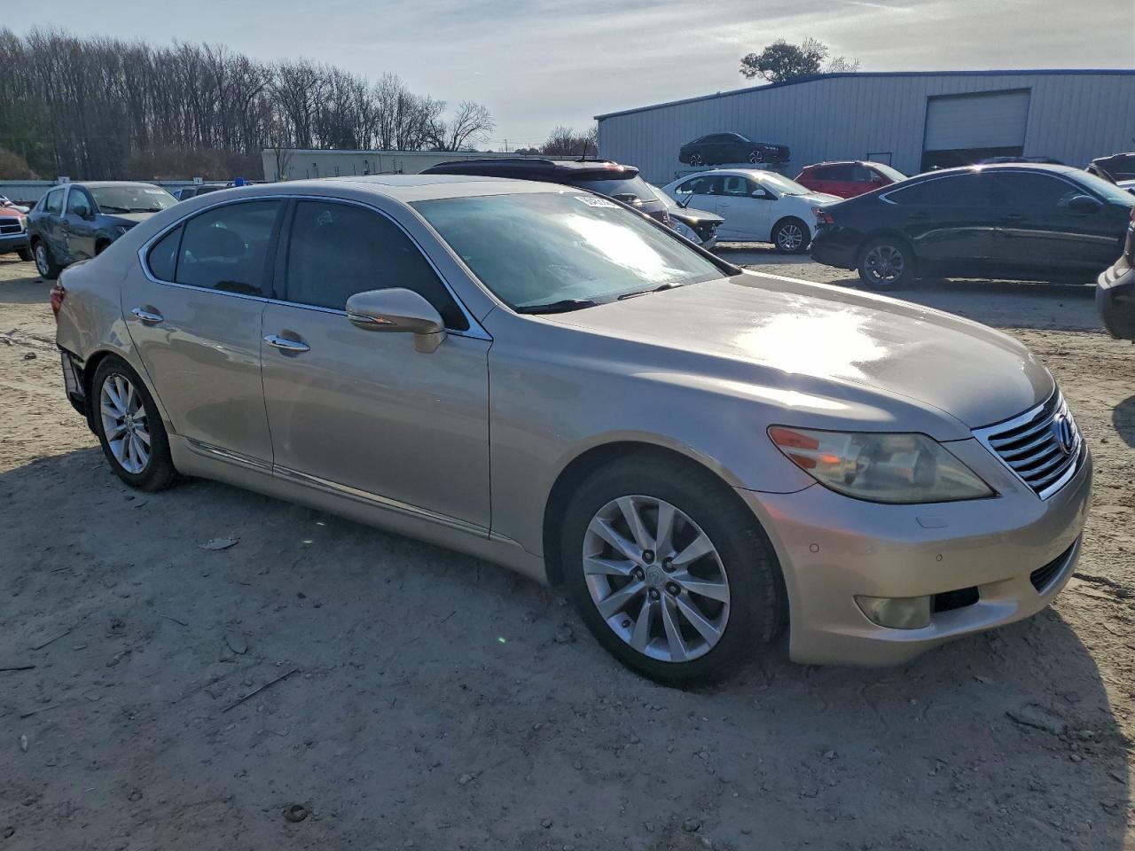 2010 Lexus Ls 460 - Image 4