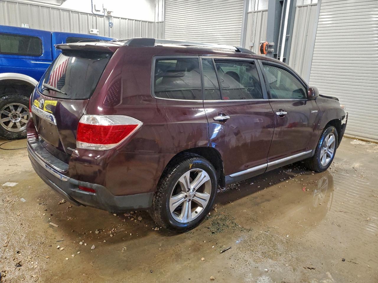 2011 Toyota Highlander Limited - Фото 3