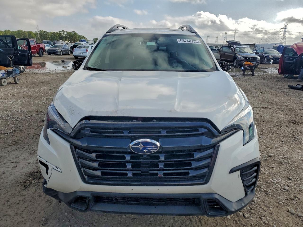 2025 Subaru Ascent Onyx Touring - Image 5