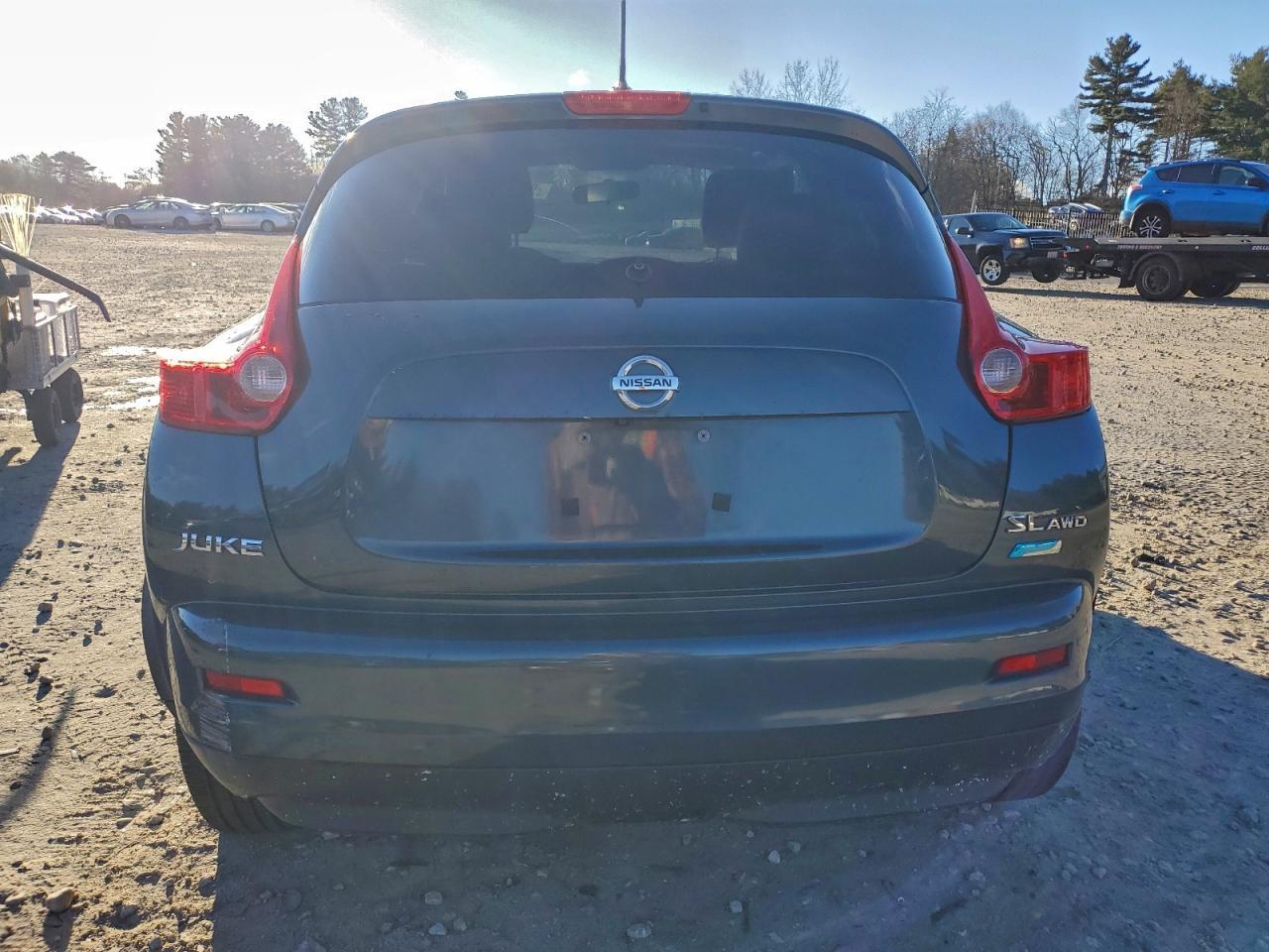 2013 Nissan Juke S - Image 6