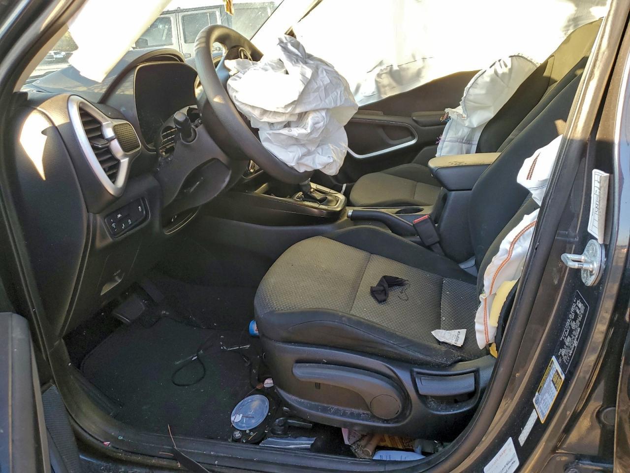 2022 Kia Soul Lx - Фото 7