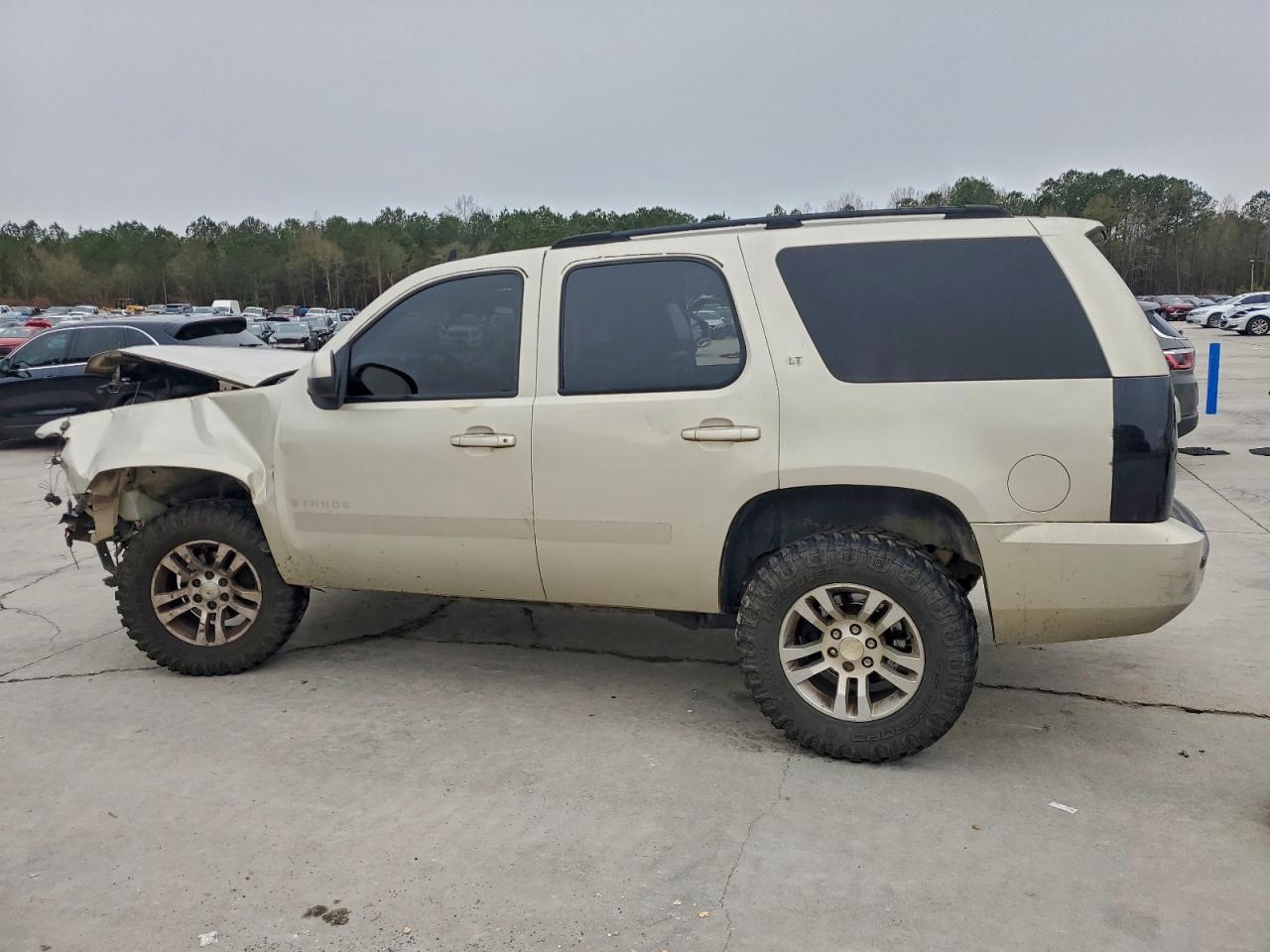 2007 Chevrolet Tahoe K1500 - Image 2