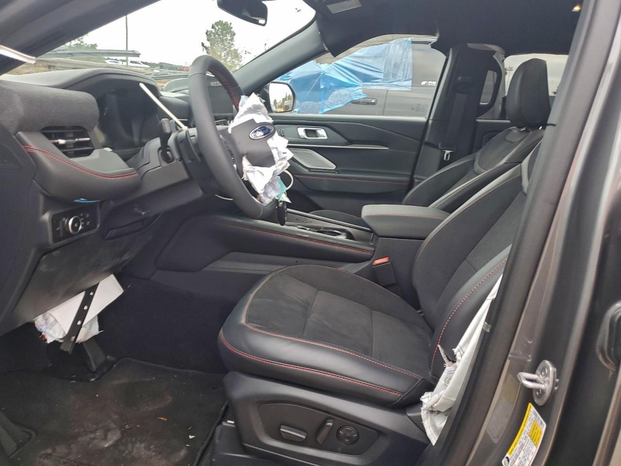 2025 Ford Explorer St - Фото 7