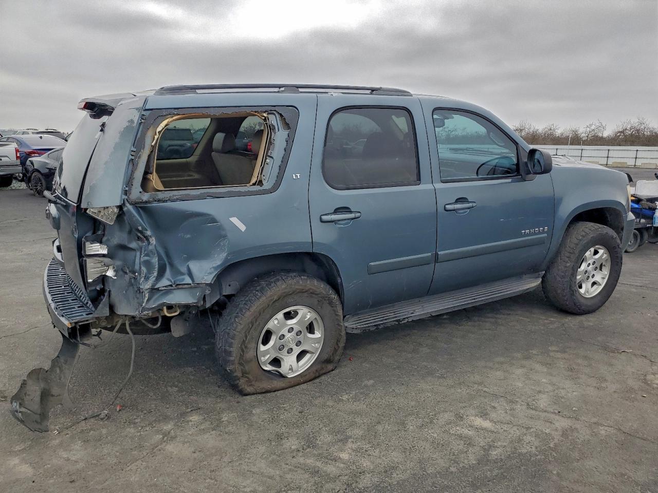 2008 Chevrolet Tahoe C1500 - Фото 3