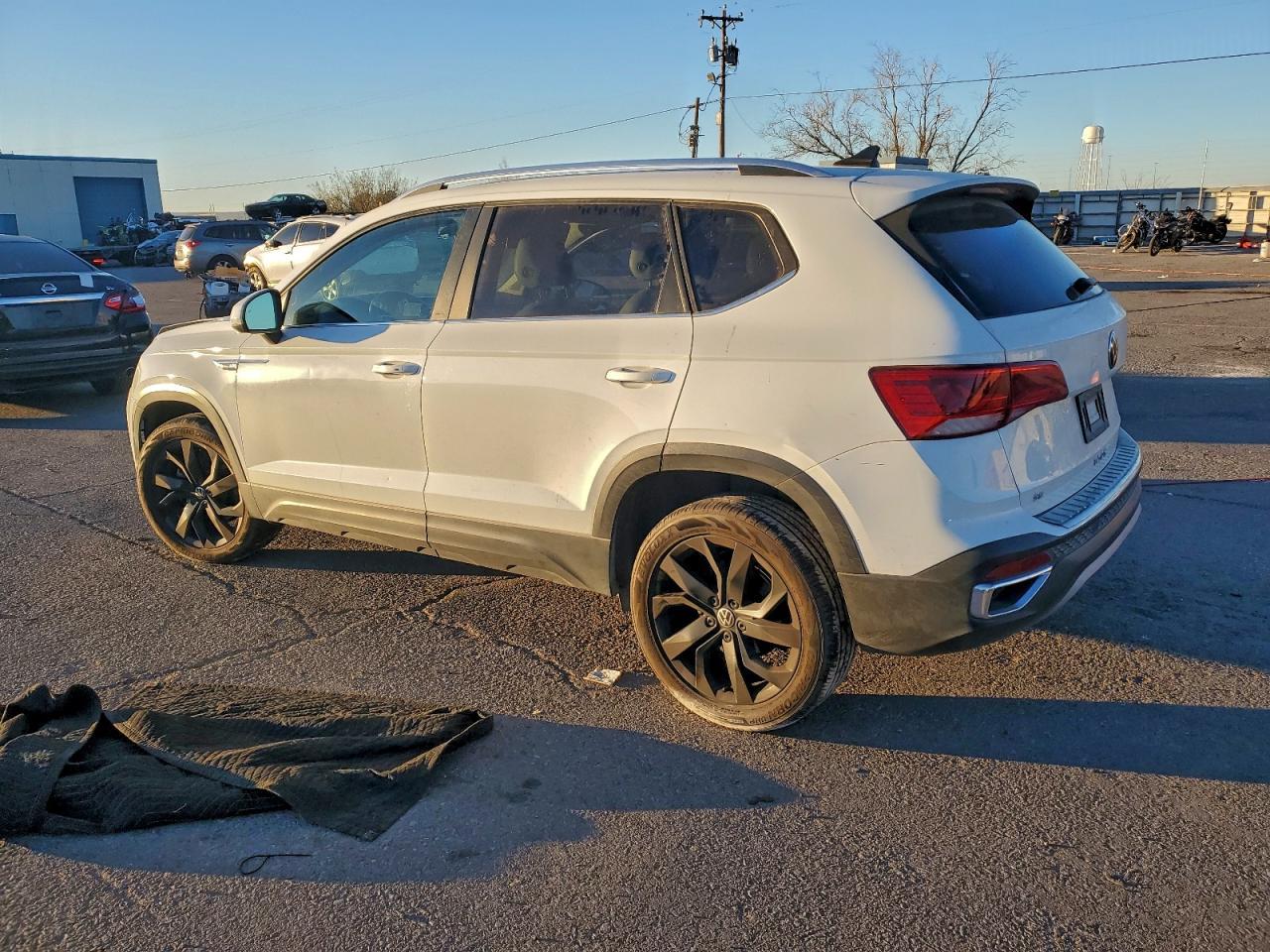 2022 Volkswagen Taos Se Iq Drive - Фото 2