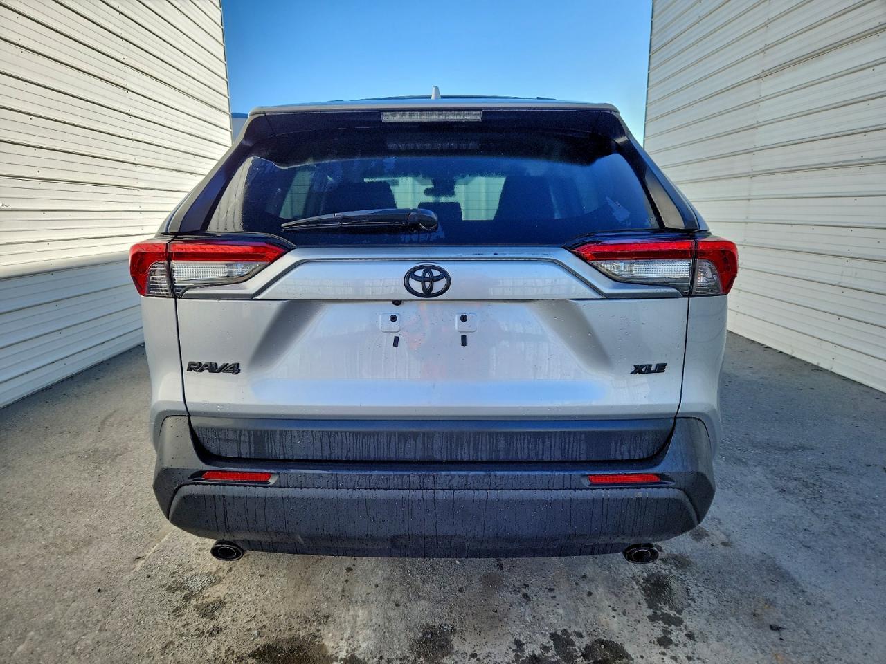 2025 Toyota Rav4 Xle - Image 6