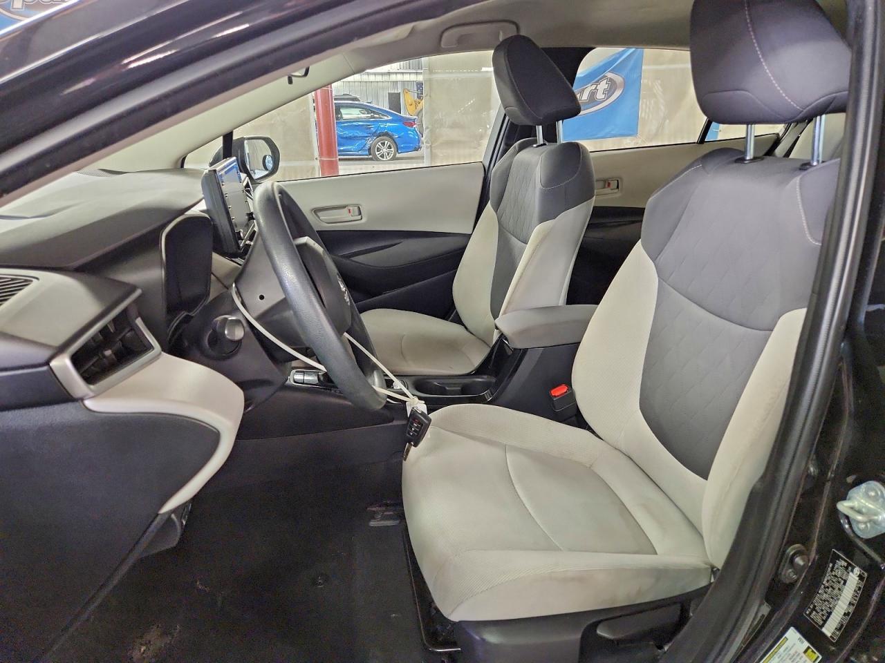 2022 Toyota Corolla Le - Фото 7