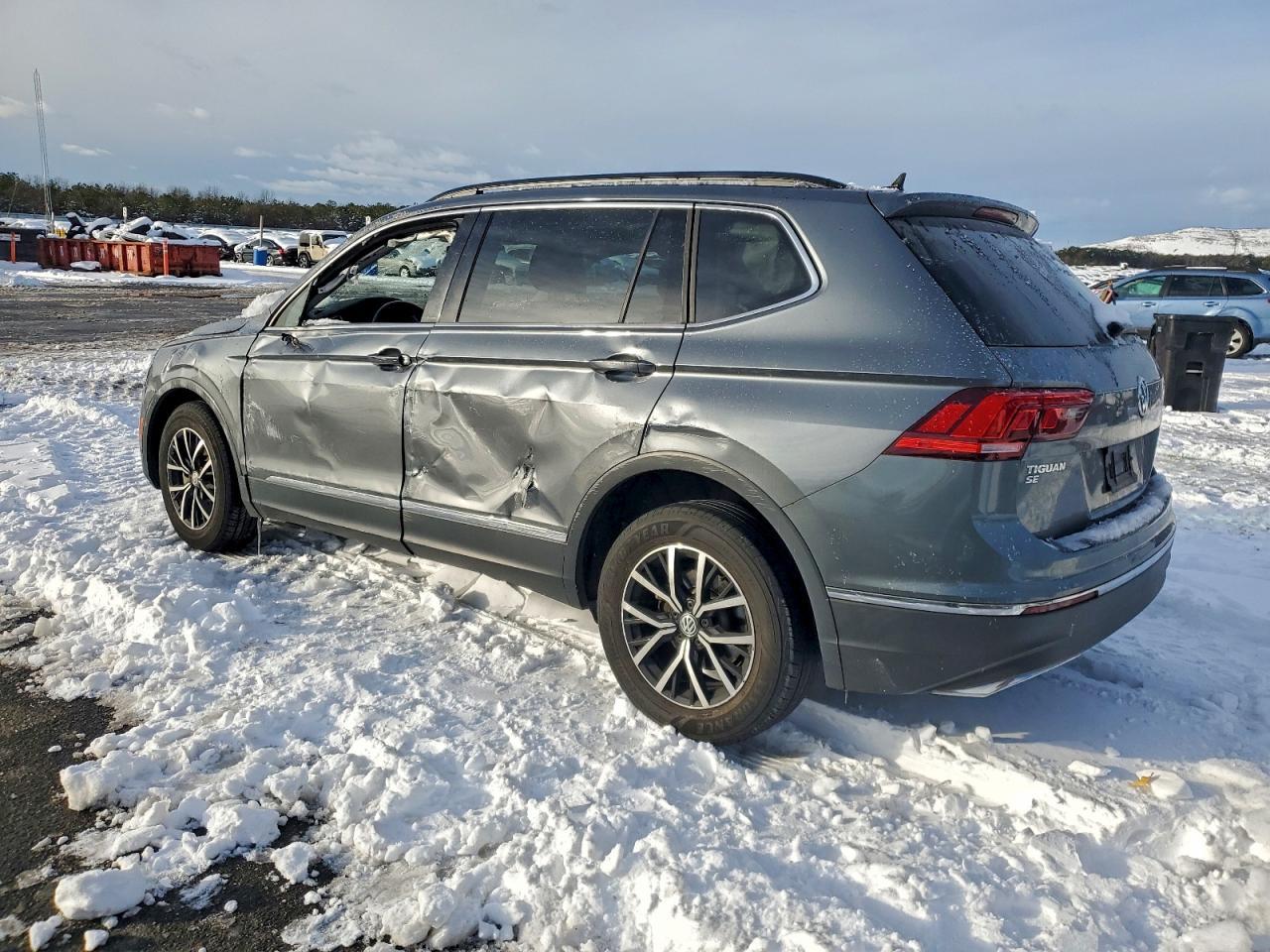 2021 Volkswagen Tiguan Se - Image 2