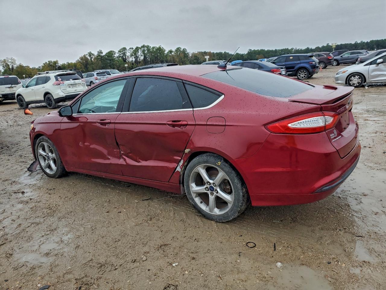 2016 Ford Fusion Se - Image 2