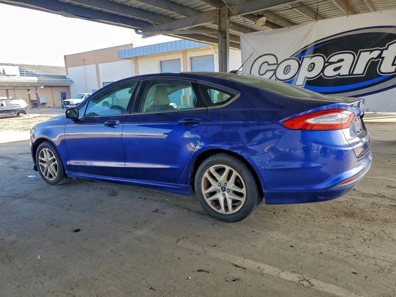 2015 Ford Fusion Se - Фото 2