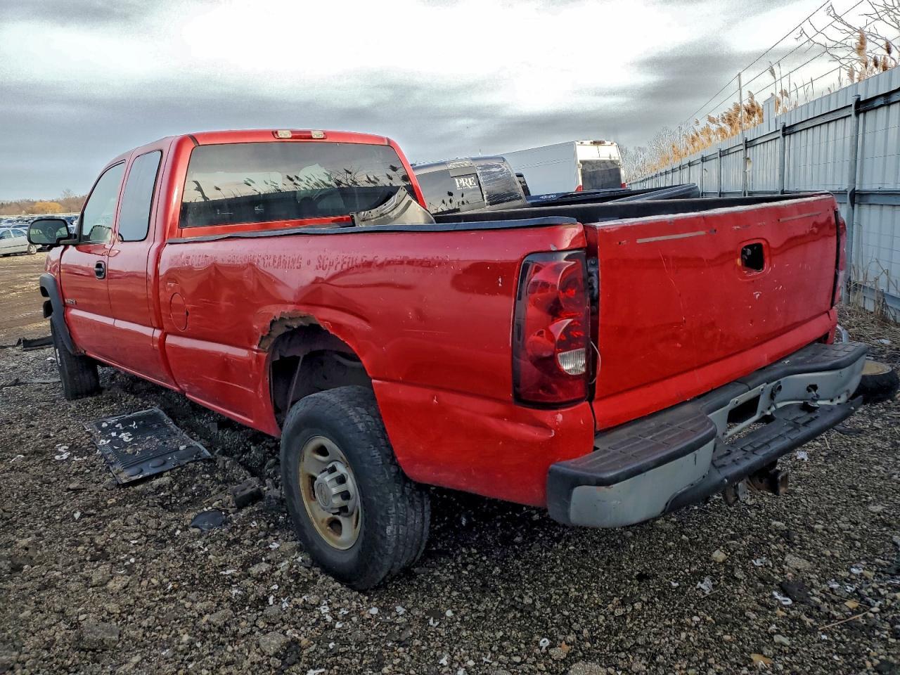 2007 Chevrolet Silverado C2500 Heavy Duty - Фото 2