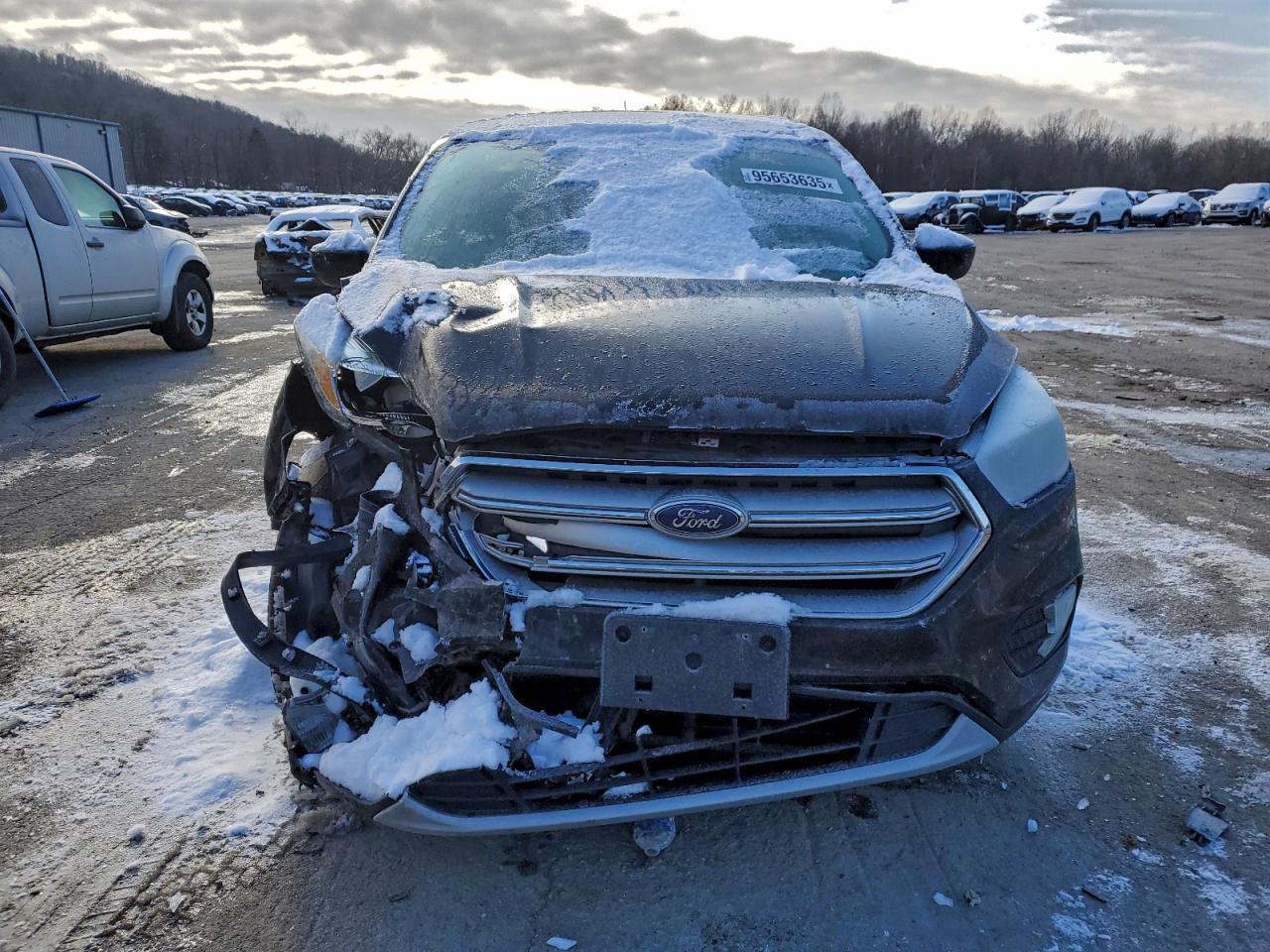 2017 Ford Escape Se - Фото 5