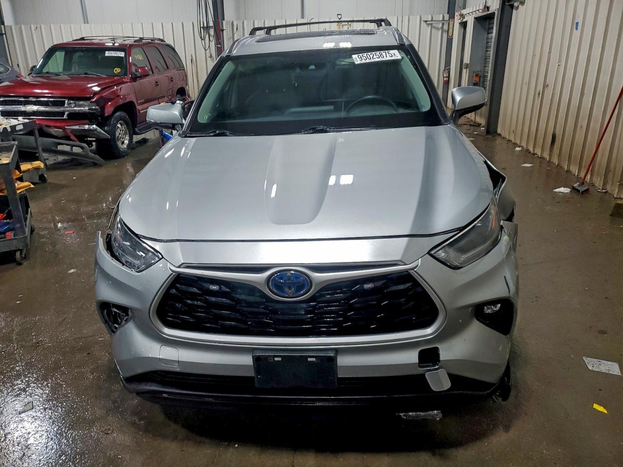 2021 Toyota Highlander Hybrid Xle - Image 5