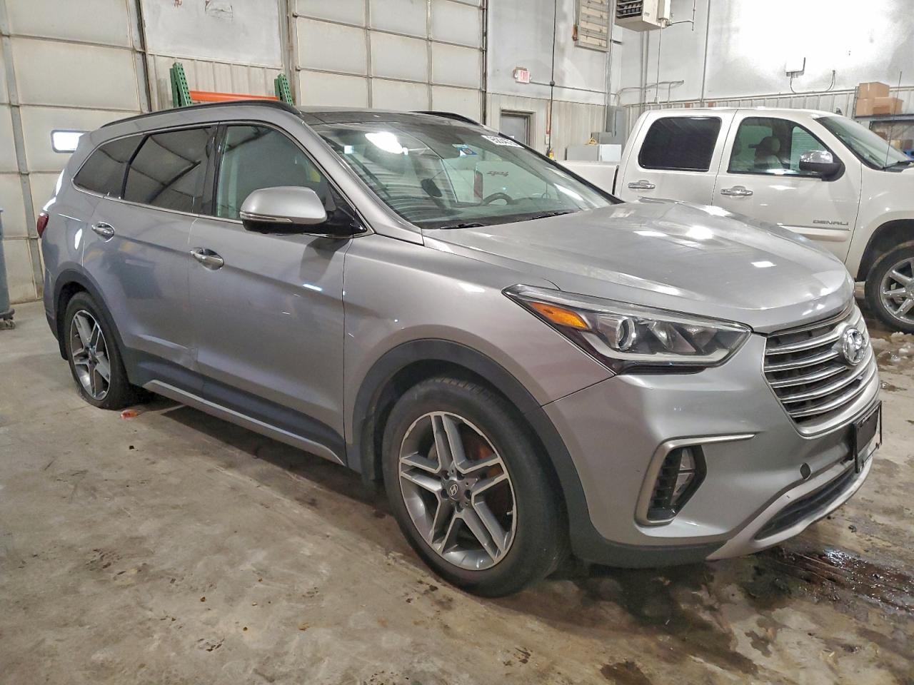 2017 Hyundai Santa Fe Se Ultimate - Image 4