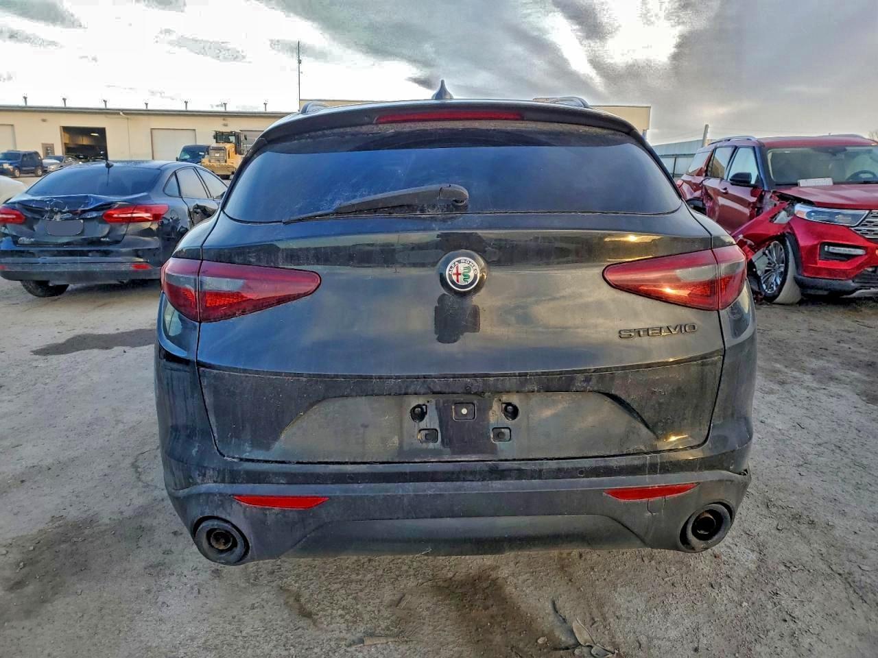 2020 Alfa Romeo Stelvio - Image 6