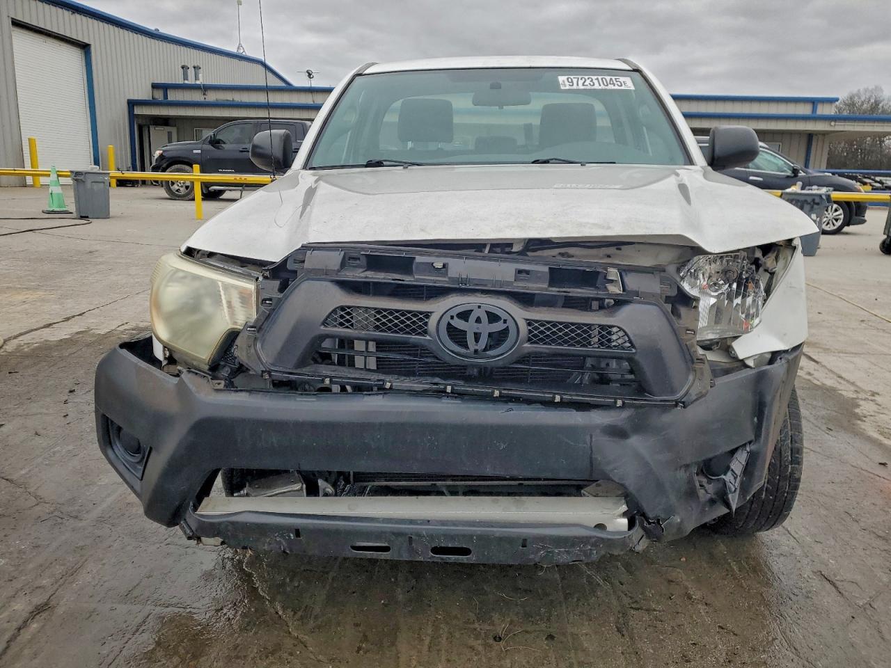 2012 Toyota Tacoma - Image 5