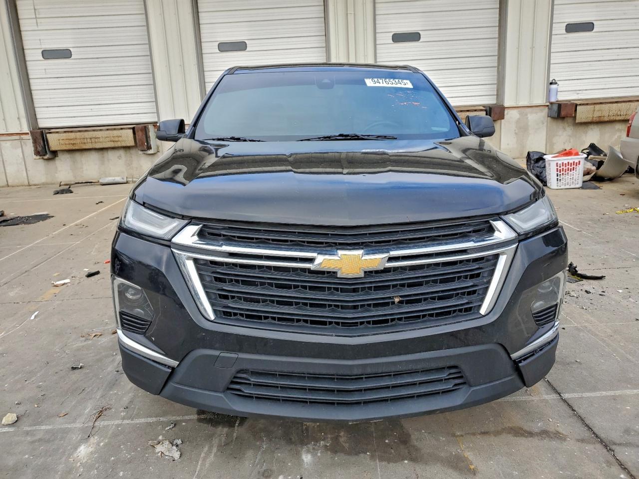 2022 Chevrolet Traverse Ls - Фото 5