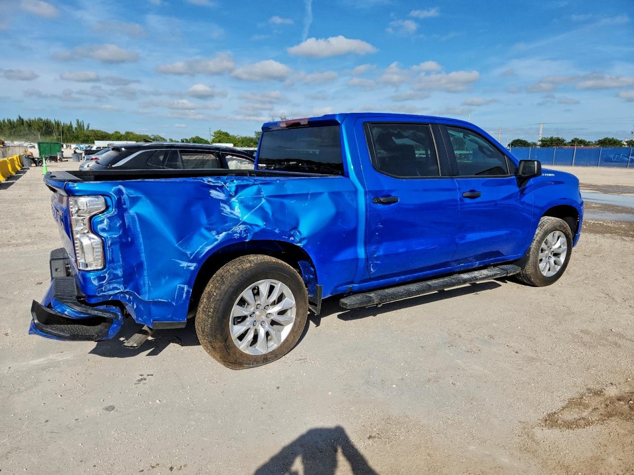 2025 Chevrolet Silverado C1500 Custom - Image 3