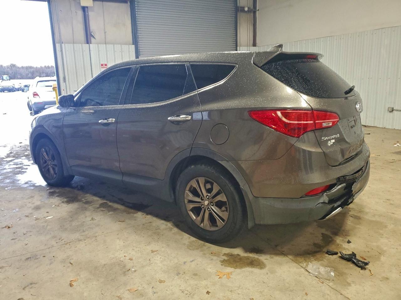 2013 Hyundai Santa Fe Sport 2.4L - Image 2