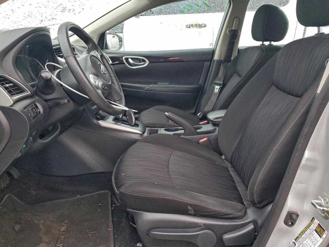2019 Niss Sentra - Image 7